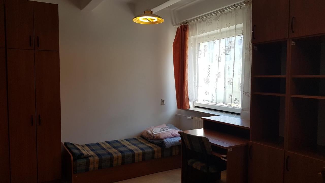 Dom Studencki Nr 11 Gdansk Brzezno Gdańsk Exterior foto
